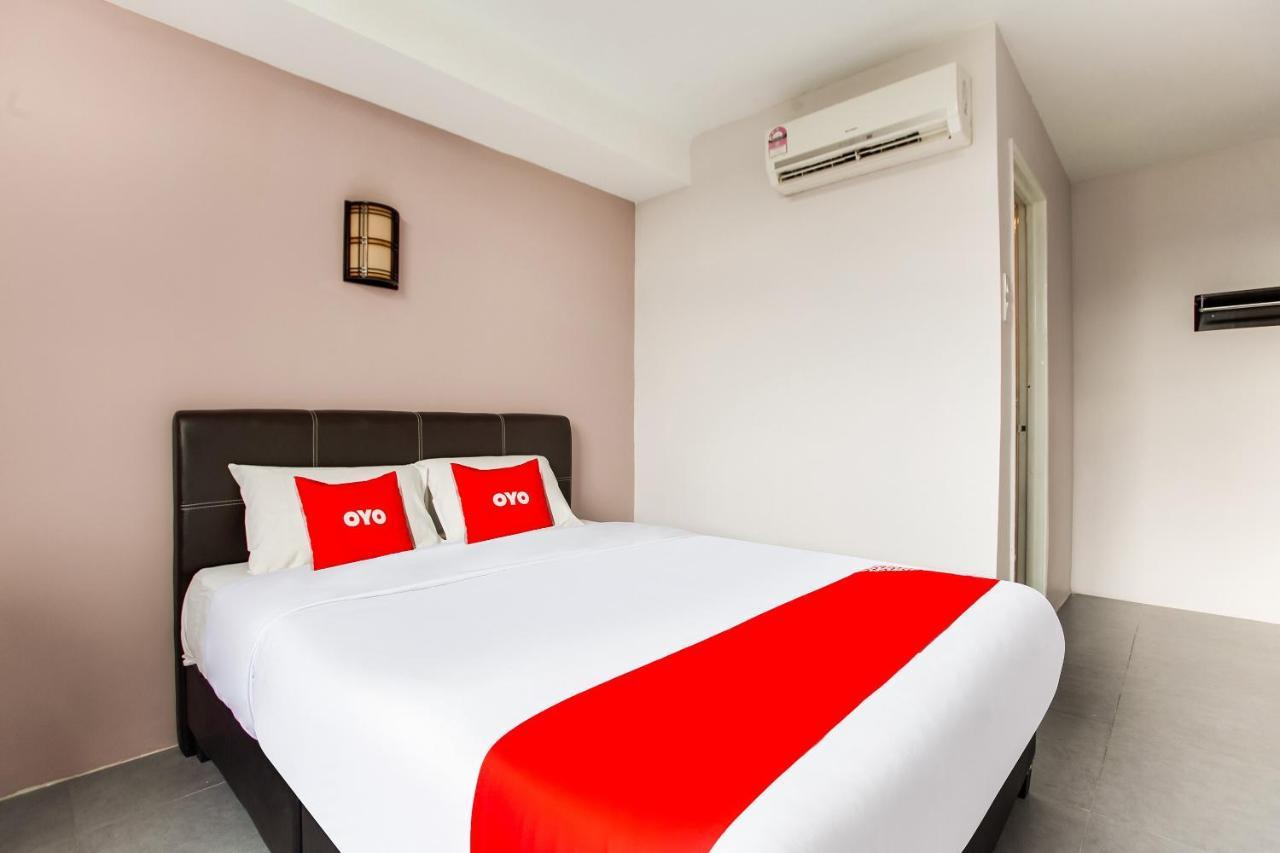 Oyo 89631 988 Hotel Johor Bahru Zewnętrze zdjęcie