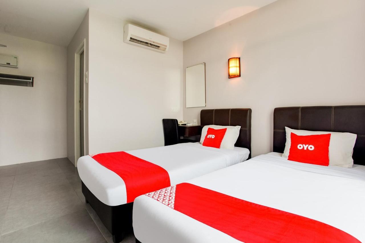 Oyo 89631 988 Hotel Johor Bahru Zewnętrze zdjęcie