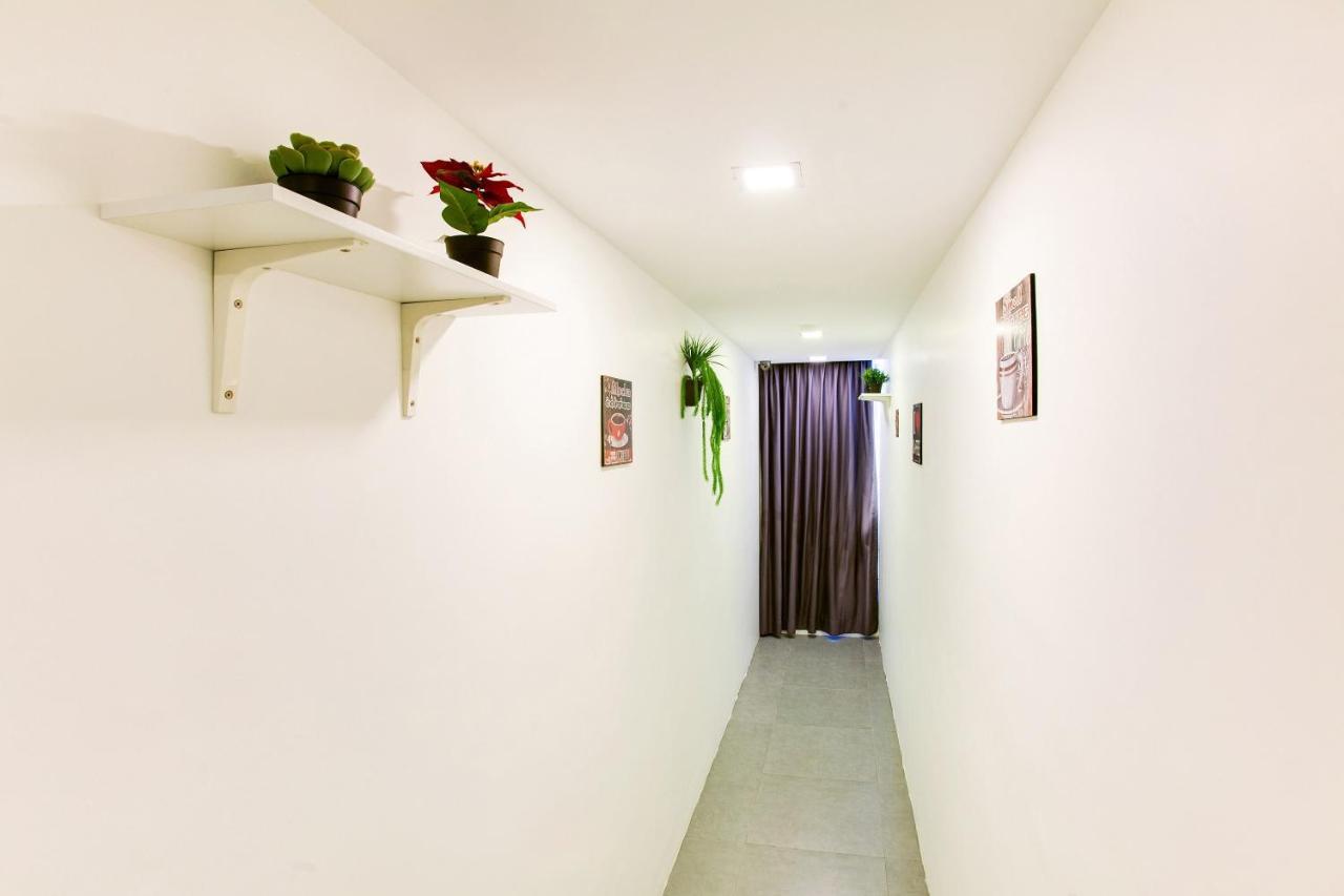 Oyo 89631 988 Hotel Johor Bahru Zewnętrze zdjęcie